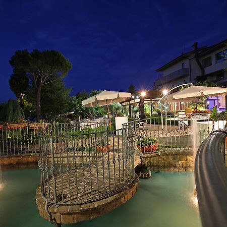 Hotel Tetto Delle Marche - Ristorante Dei Conti Cingoli Eksteriør bilde