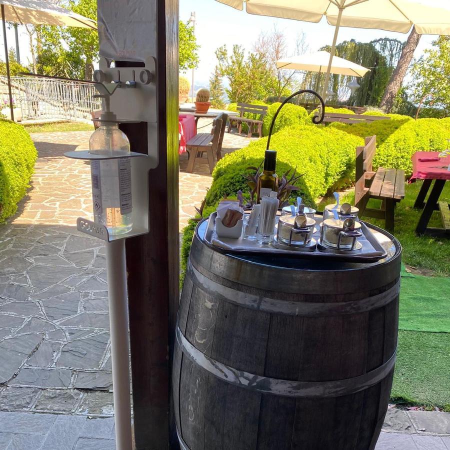 Hotel Tetto Delle Marche - Ristorante Dei Conti Cingoli Eksteriør bilde