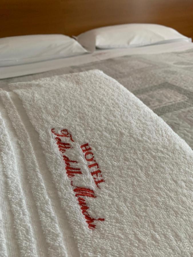 Hotel Tetto Delle Marche - Ristorante Dei Conti Cingoli Eksteriør bilde
